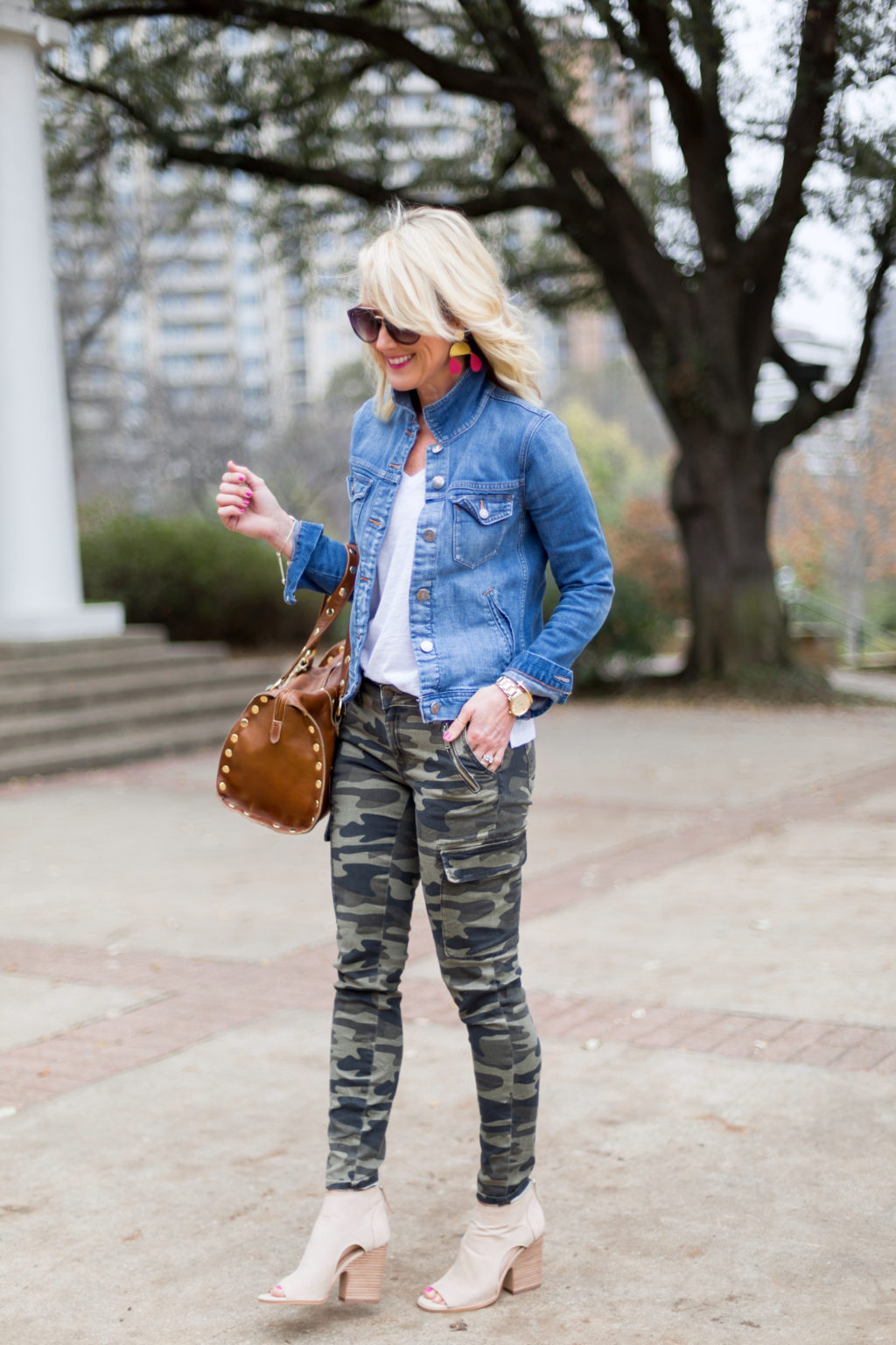 hi sugarplum camo spring outfit
